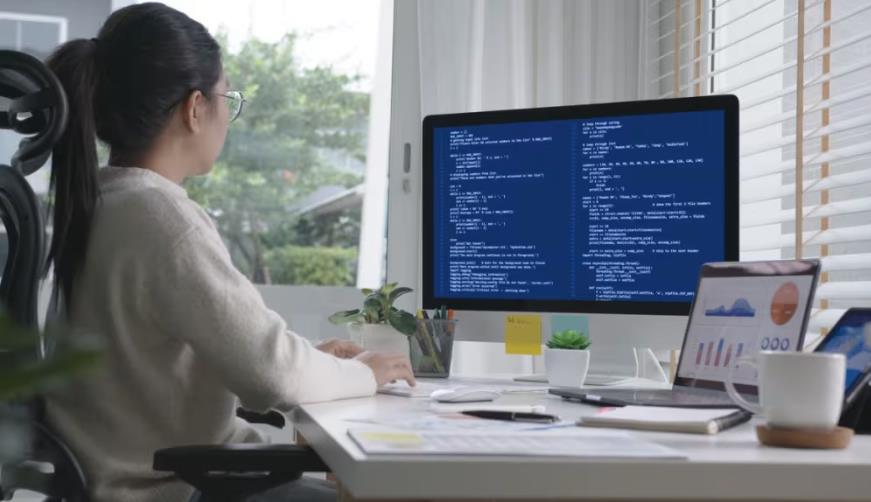 红桥区企业数字化解决方案:机器学习赋能商业模式升级的核心路径